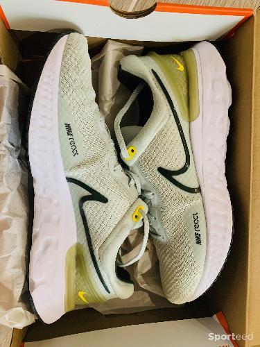 Course à pied route - Chaussures running Nike React Miler 3 M – Taille 43- Neuves - photo 4