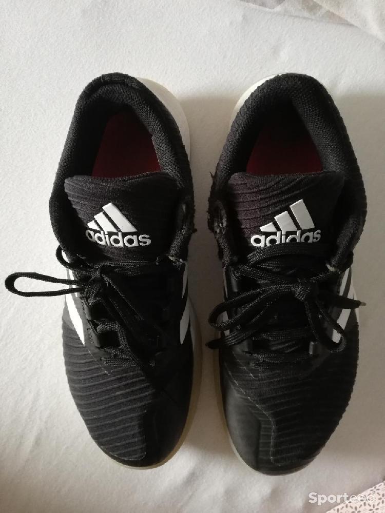 Handball - Chaussures de salle t. 38 Adidas  - photo 2