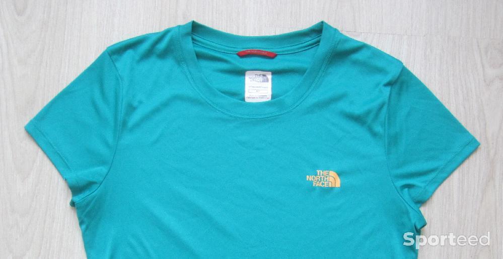 T-Shirt The North Face Femme Taille S - photo 2