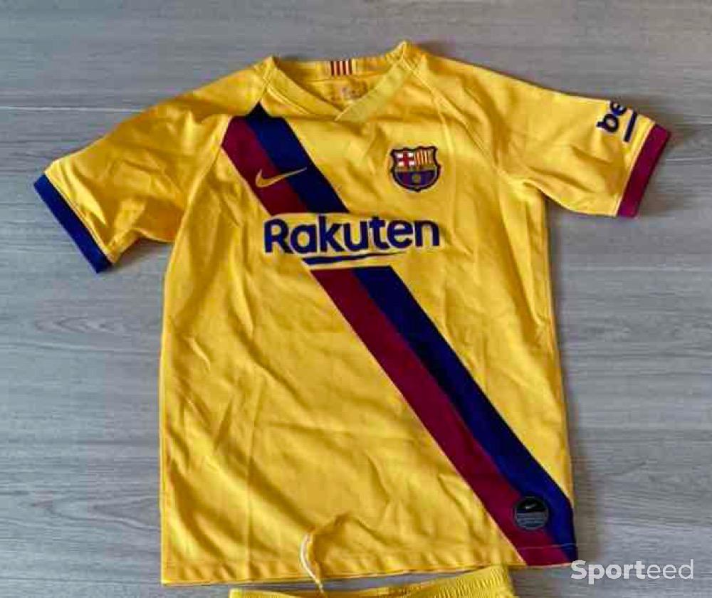 Football - Maillot Nike Fc Barcelone taille 14 ans - photo 1