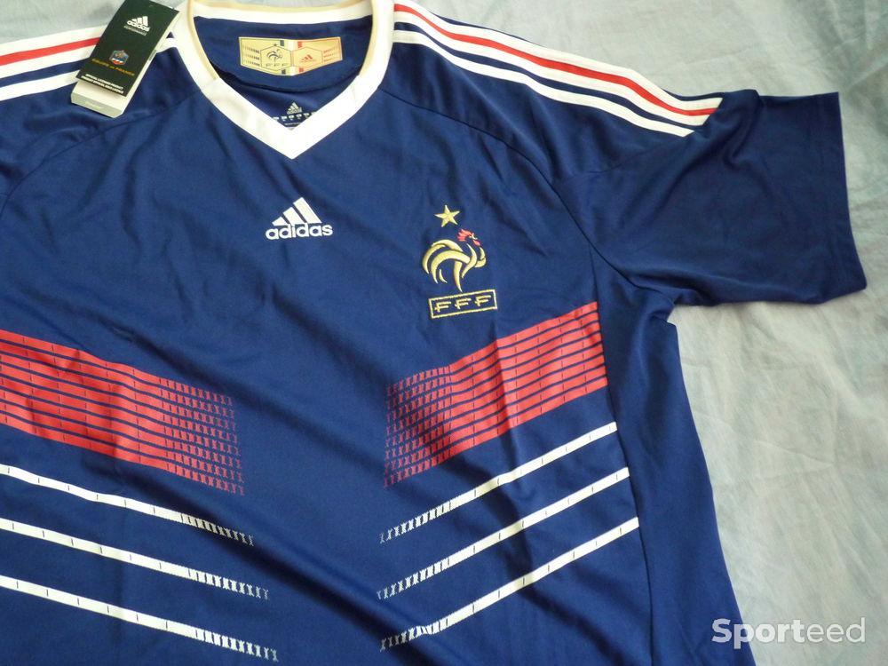 Vends 2 Maillots FFF Adidas Officiels - photo 1