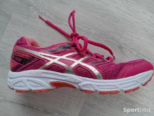 Course à pied route - Chaussures running Asics  - photo 6