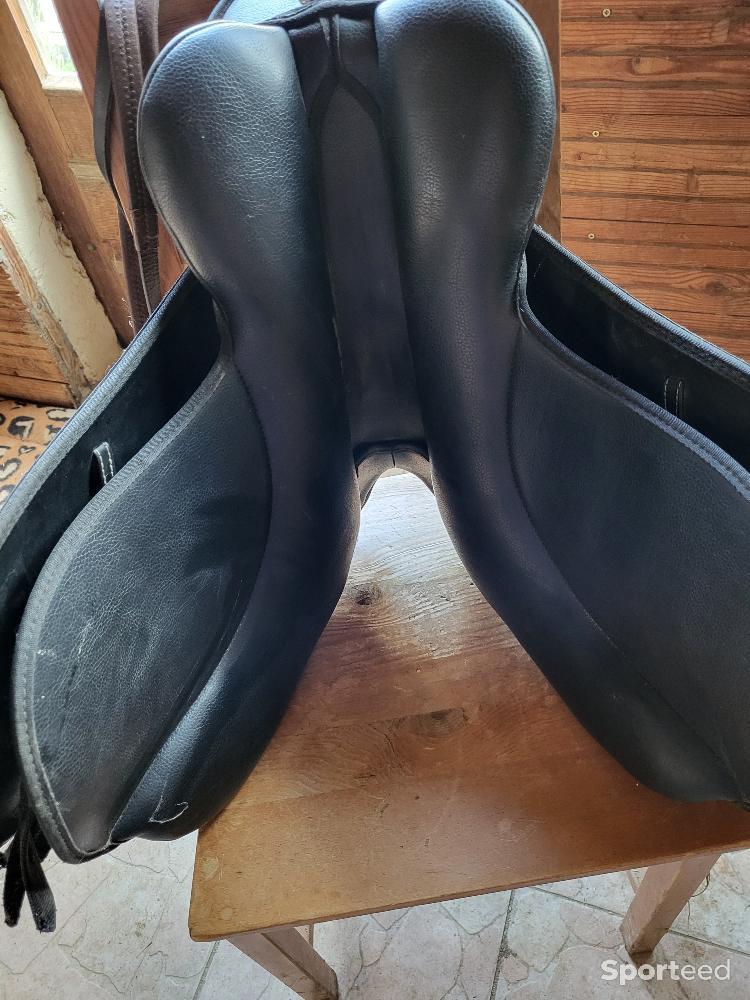 Equitation - Selle synthétique 16,5 - photo 4