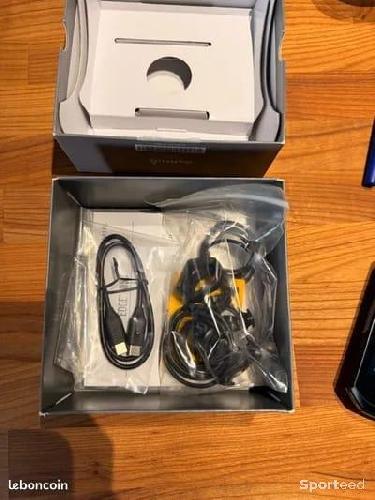 Compteur GPS Garmin edge 1050