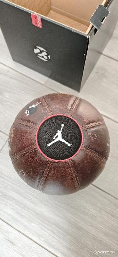 Basket-ball - Ballon Jordan collector - photo 6