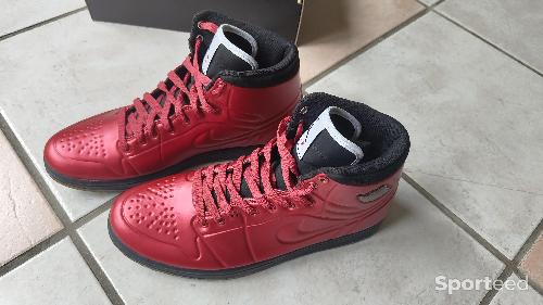Basket-ball - Air Jordan 1 rouge métallisé  - photo 6
