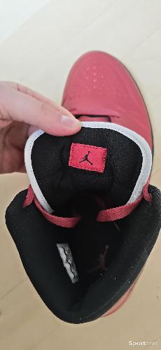 Basket-ball - Air Jordan 1 rouge métallisé  - photo 6