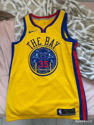 Maillot de basket nike ( The Bay )