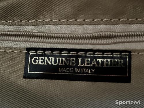 Sportswear - Grand sac banane cuir neuf  - photo 6
