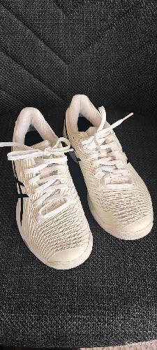 Chaussures de tennis / padel Asics Solution Speed FF 2 – Blanches / Noires – Taille 38