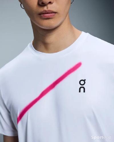 Tennis - Polo On-running blanc ligne rose - photo 5