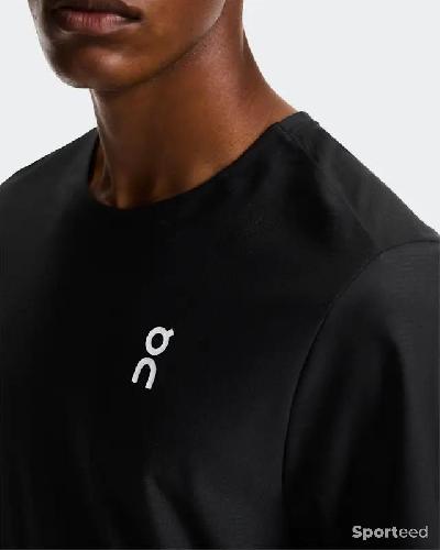 Tennis - Tee-shirt technique On-running : noire - photo 6