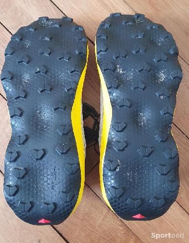 Chaussures Salomon Ultra Glide 3