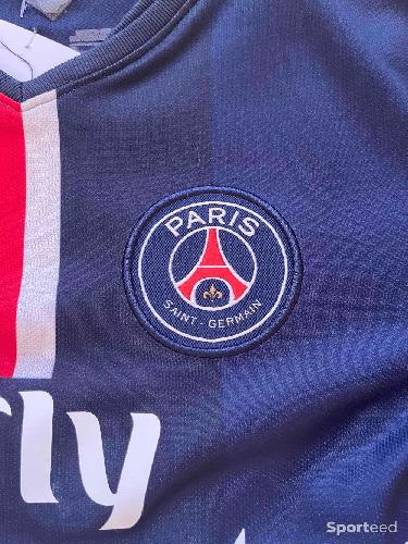 Football - Maillot Cavani PSG  - photo 6