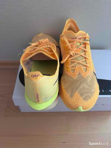 Course à pied route - Nike Vaporfly 4 neuves avec étiquette – Taille 42 - photo 6