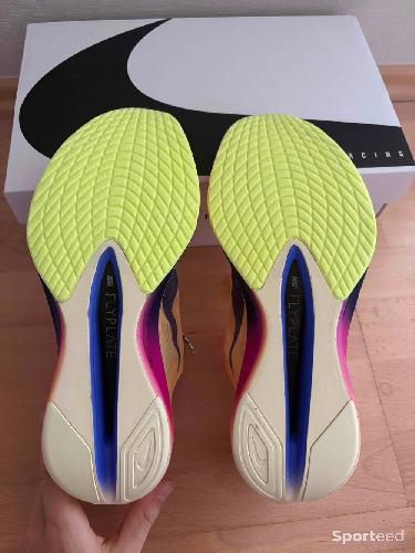 Course à pied route - Nike Vaporfly 4 neuves avec étiquette – Taille 42 - photo 6