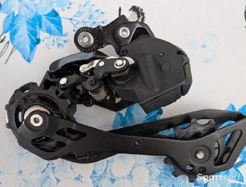 Vélo route - dérailleur arrière Shimano 105 Di2 12v - photo 4