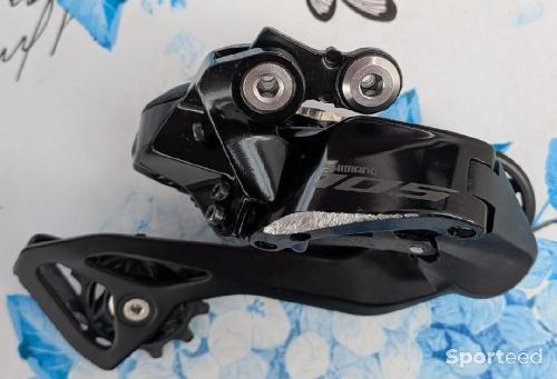 Vélo route - dérailleur arrière Shimano 105 Di2 12v - photo 4