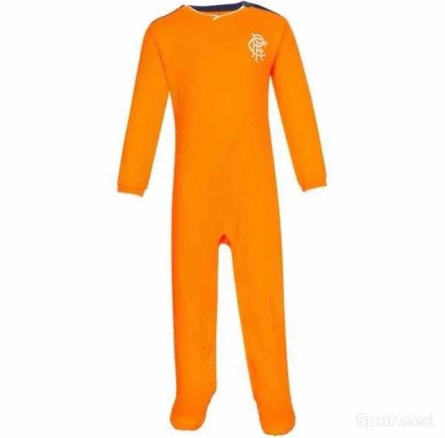Combinaison body Bébé Glasgow Rangers FC Castore Orange taille 86cm Neuf et Authentique 