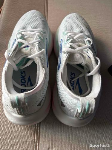 Chaussures running Brooks Glycerin 22