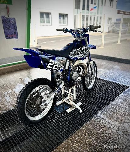 85 YZ grandes roues (2002)