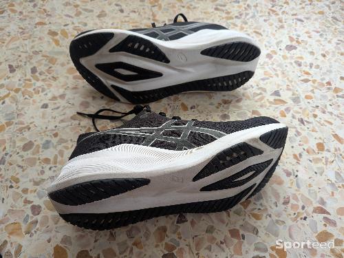 asics  VERSABLAST 4 pointure 45