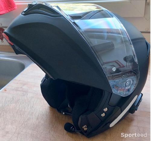 Casque de moto intégral neuf