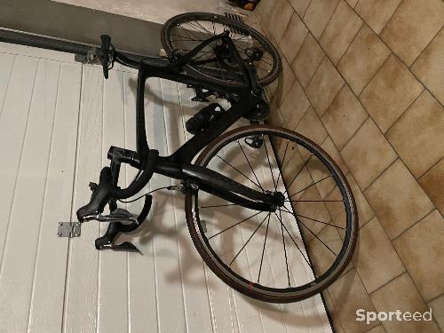 Vélo route - Vélo de route Pinarello Prince carbone Ultegra Di2 taille 56 - photo 6