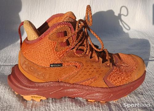 Course à pied trail - Baskets Hoka One, One,  Anacapa 2 mid Gtx. Taille 38. - photo 6