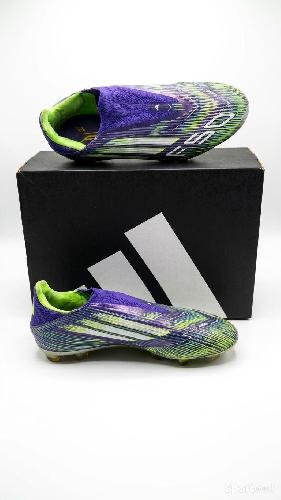 Crampons de Football Adidas F50 (Coloris Violet / Jaune Fluo / Blanc)