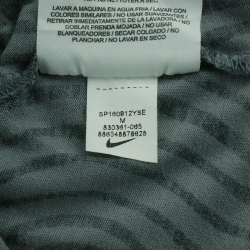 Fitness / Cardio training - Nike Débardeurs Run Beyond Dri-FIT Coupe athlétique Dos nageur Motif optique Femme Taille M - photo 7