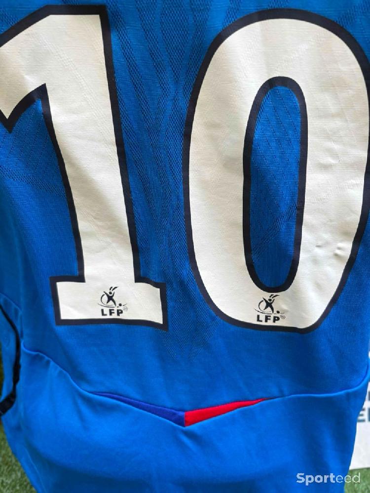 Football - Maillot Benzema olympique lyonnais  - photo 3