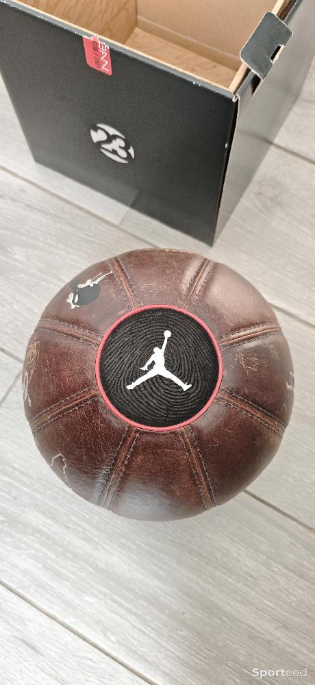 Basket-ball - Ballon Jordan collector - photo 4