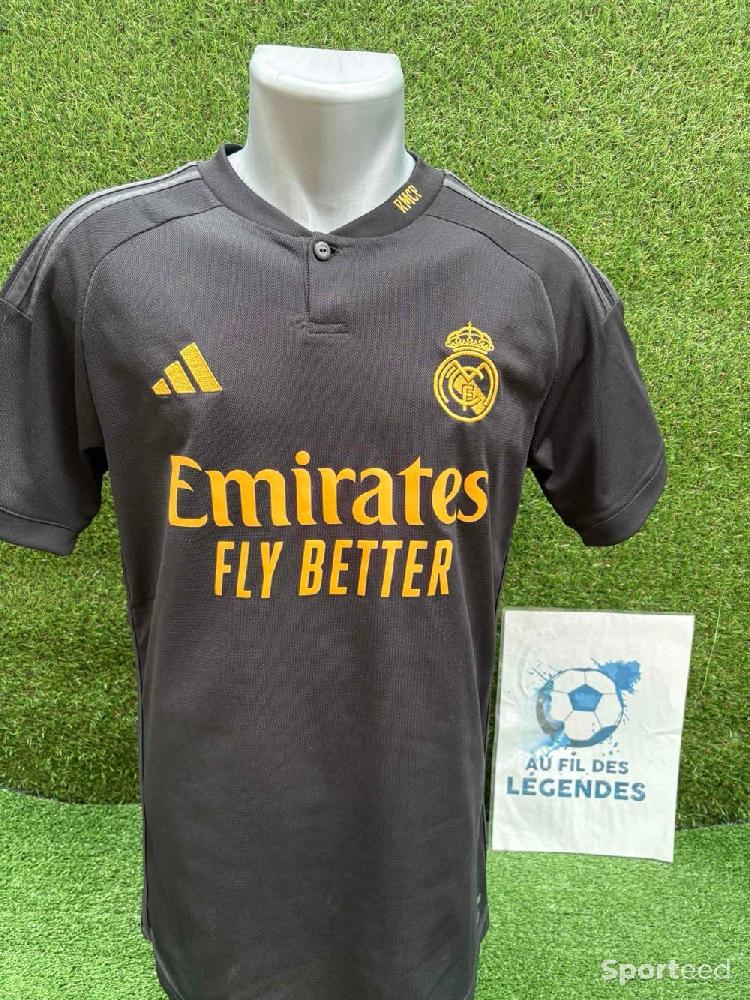 Football - Maillot Vinicius Jr real Madrid  - photo 2