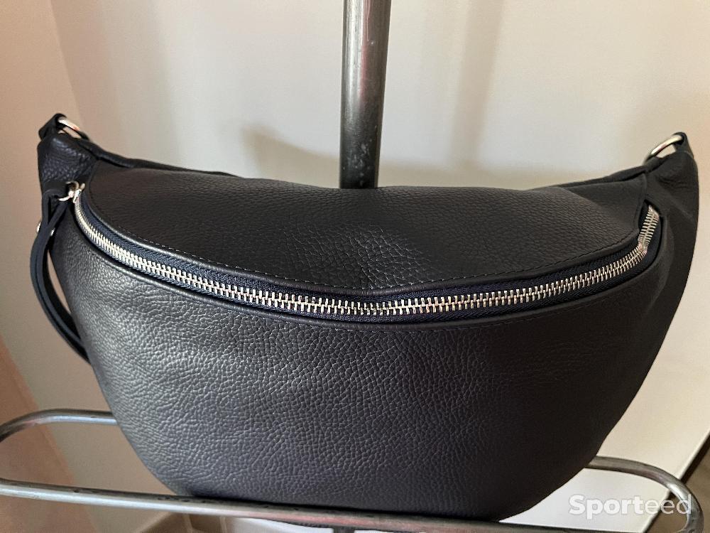 Sportswear - Grand sac banane cuir neuf  - photo 1
