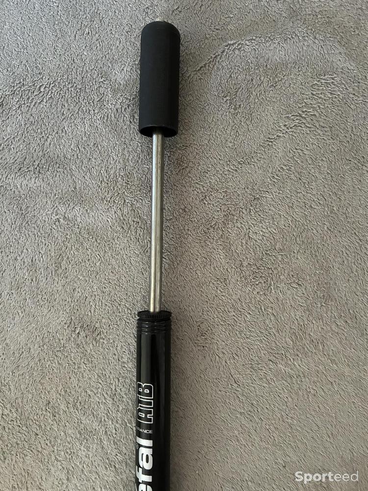 Vélo loisir / urbain - Mini pompe Zéfal ATB pour vélo 30 cm – petit et pratique – Très bon état   - photo 4
