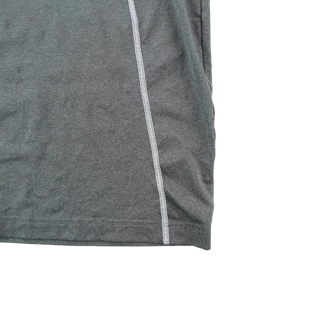 Fitness / Cardio training - Under Armour Débardeurs Coutures contrastantes Tissu stretch performance Homme Taille M #QWE3919 - photo 4