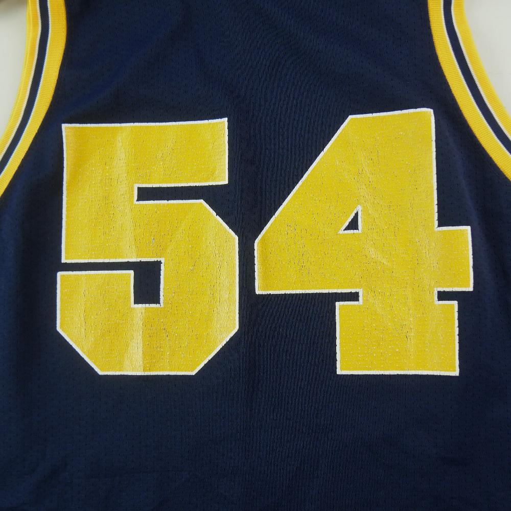 Basket-ball - Majestic Maillot NCAA Michigan 1996–1999 Robert Traylor 54 Made in USA Taille 2XL #QWE4051 - photo 4