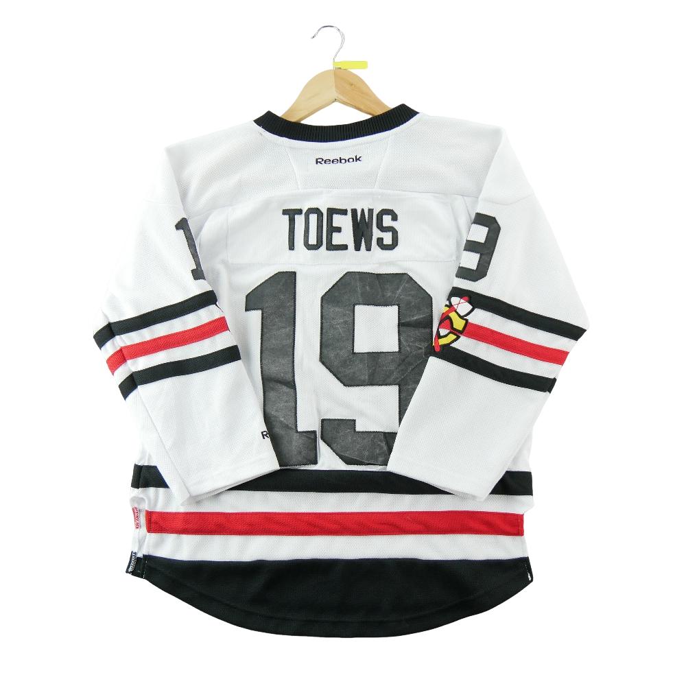 Hockey sur glace - Reebok Maillot Homme NHL Chicago Blackhawks Jonathan Toews 19 Patch capitaine Taille XS #QWE1731 - photo 2