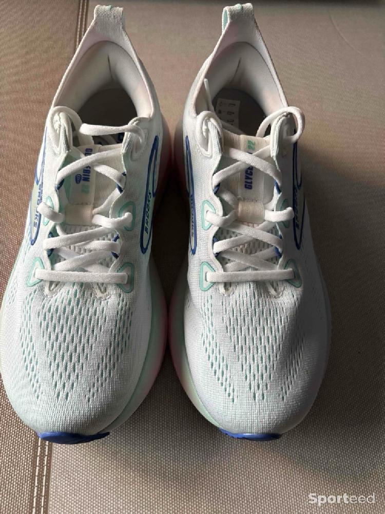 Course à pied route - Chaussures running Brooks Glycerin 22 - photo 2