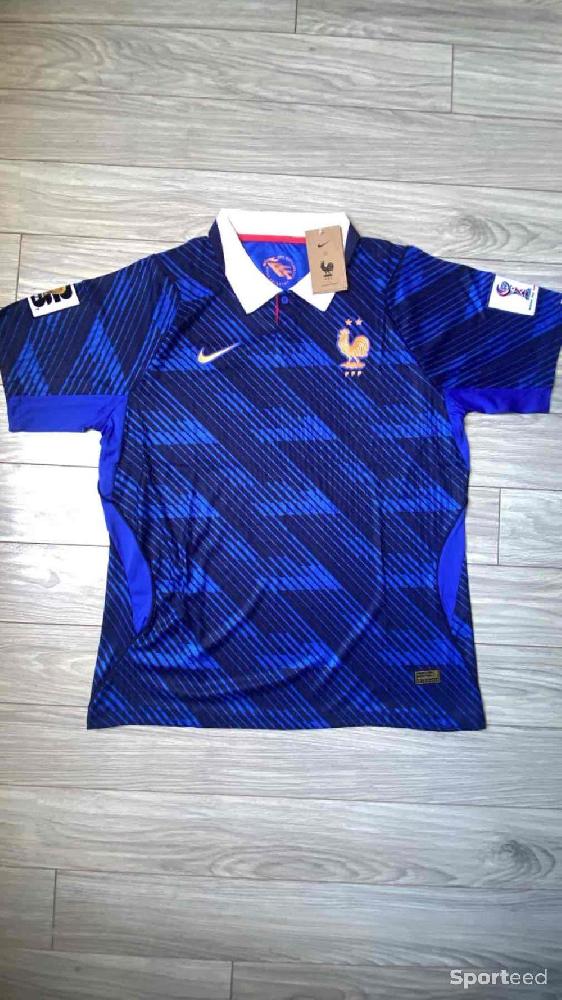 Football - Maillot équipe de france bleu cdm taille L - photo 1