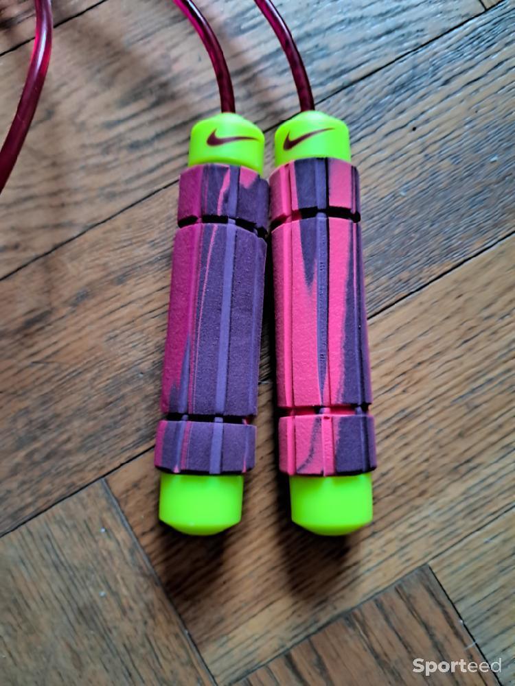 Boxes - Corde à Sauter Nike Fitness / Fundamental Speed Rope – Rose & Jaune Fluide - photo 1