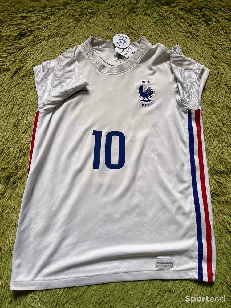 Football - Maillot Mbappe équipe de France  - photo 2