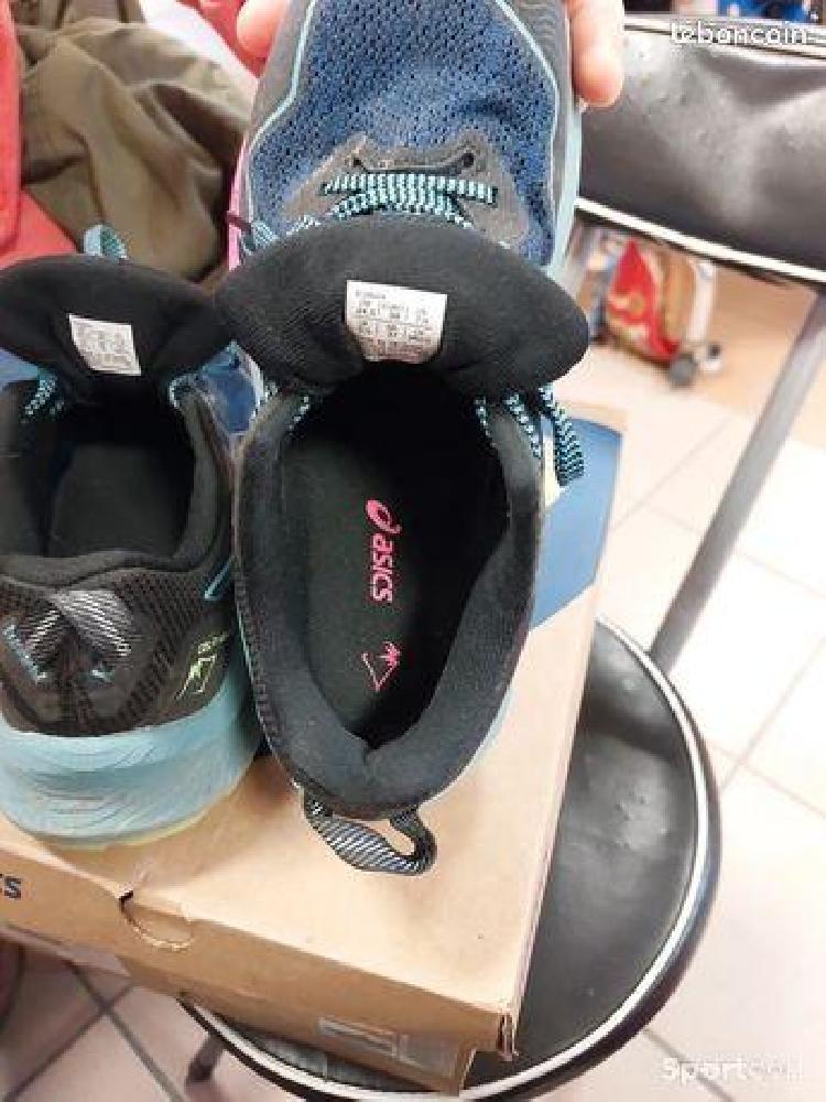 Course à pied trail - Chaussures de trail - femme - photo 1