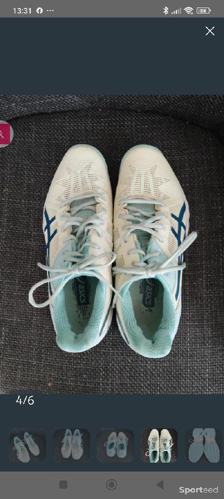 Tennis - Chaussures tennis / padel haut de gamme Terre Battue Asics Solution Speed FF 2 Clay - Taille 37.5 - Blanc et bleu clair - photo 3