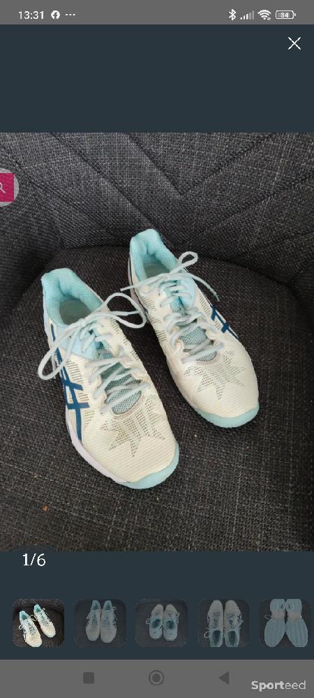 Tennis - Chaussures tennis / padel haut de gamme Terre Battue Asics Solution Speed FF 2 Clay - Taille 37.5 - Blanc et bleu clair - photo 1