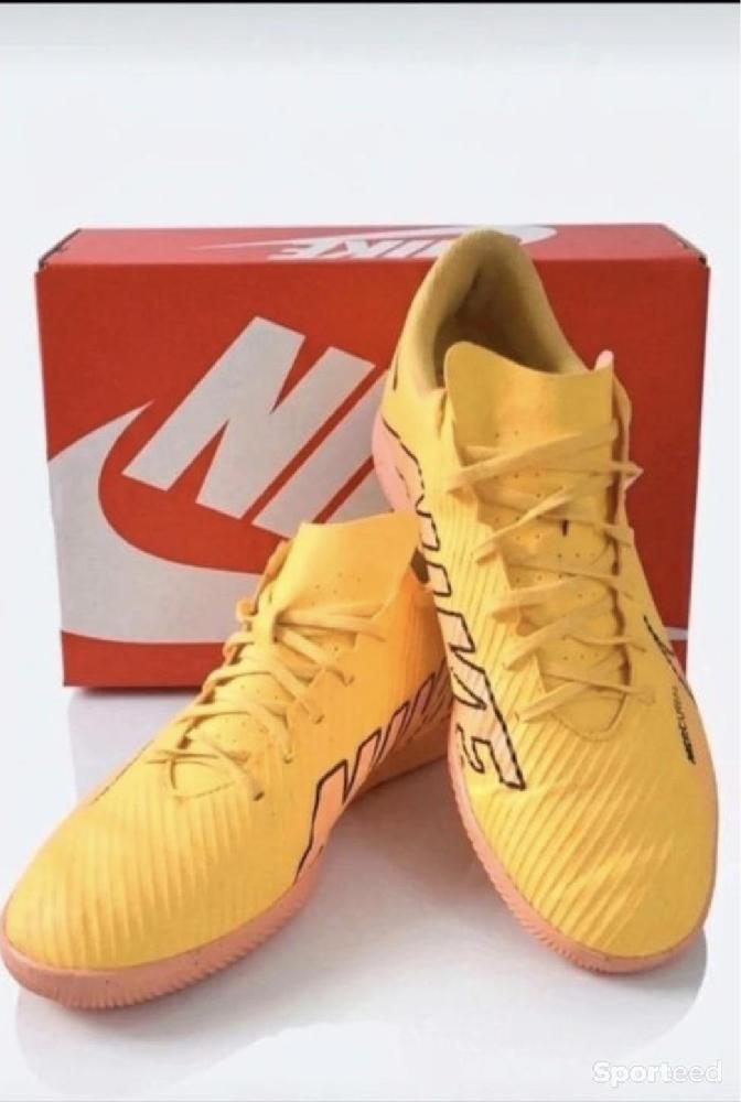 Football - Nike Mercurial Vapor 15 Club IC Lucent - Jaune/Crépuscule - photo 4